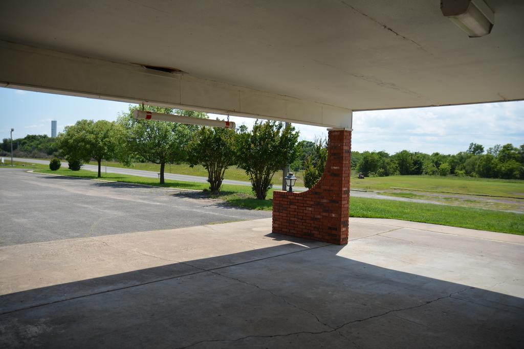 Lake Eufaula Inn & Suites Checotah Kültér fotó