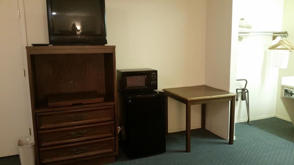 Lake Eufaula Inn & Suites Checotah Kültér fotó